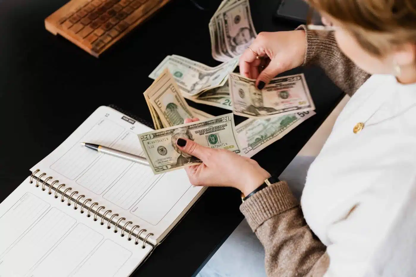 Valdosta Title Pawn: Fast Emergency Funds for South Georgia Residents